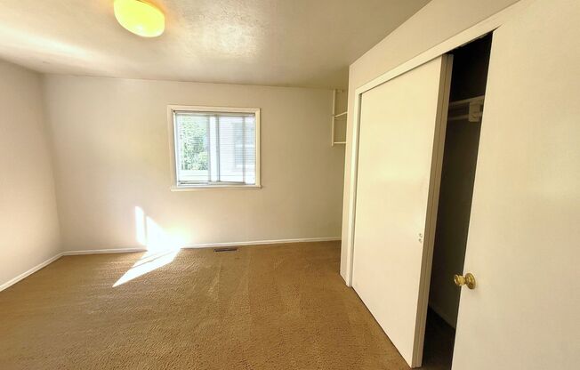 2 beds, 1 bath, $1,795