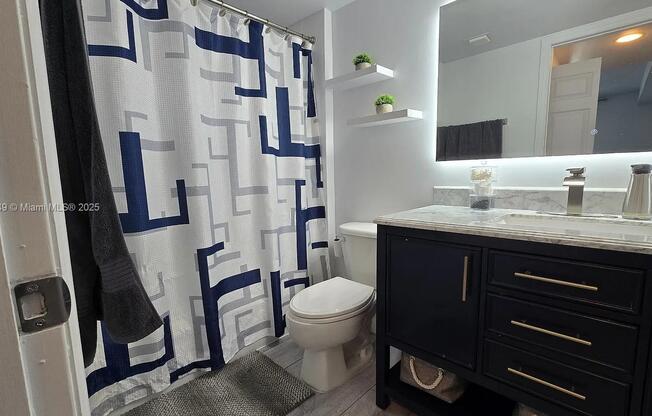 275 NE 18th St, Miami FL