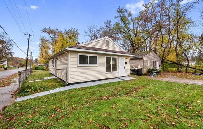 Remodeled Detroit rental available now!