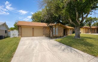 Spacious single-story rental offering 3 bedrooms, 2 full baths and approximately 1,405 square feet - Conveniently located near Loop 410, I-35, Wurzbach Parkway, shopping, dining, San Antonio International Airport and Fort Sam Houston.
