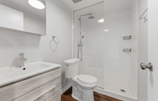 2 beds, 1 bath, 562 sqft, $2,250, Unit 702