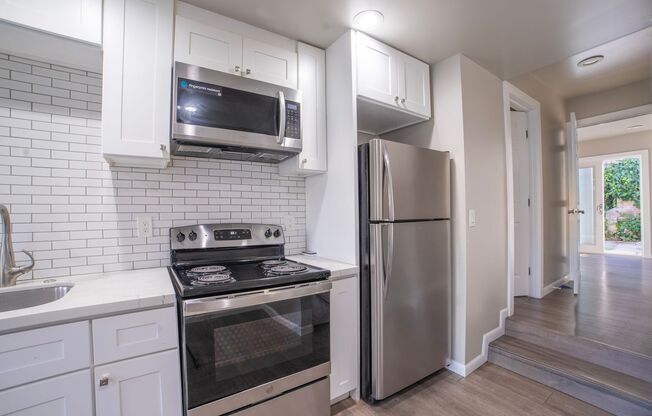 1 bed, 1 bath, $1,595