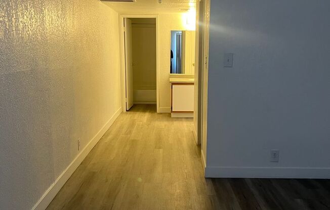 1 bed, 1 bath, 700 sqft, $1,000, Unit CASA-249