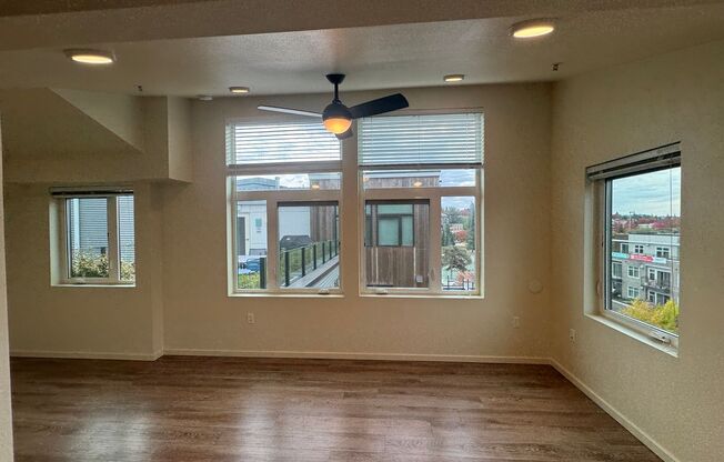 Studio, 1 bath, 179 sqft, $1,799, Unit 526