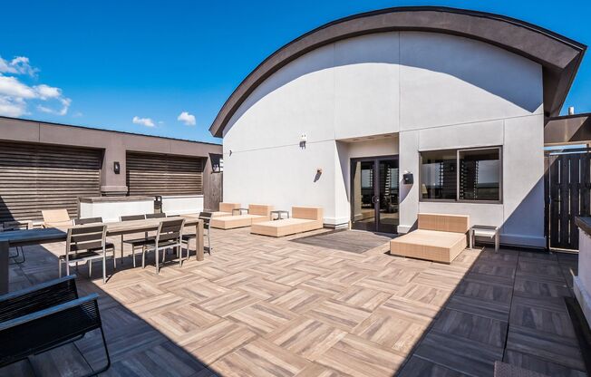 3 beds, 3.5 baths, $10,000, Unit Units 1005-1006