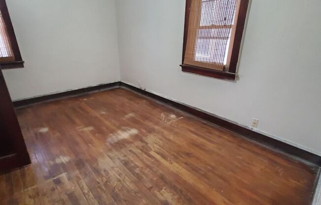 5 Bedroom Single Family