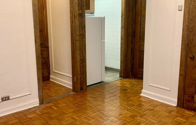 Studio, 1 bath, 300 sqft, $1,335, Unit 530-214