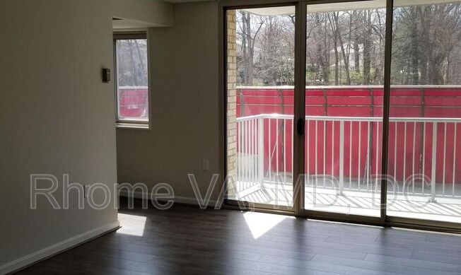 2500 N Van Dorn St