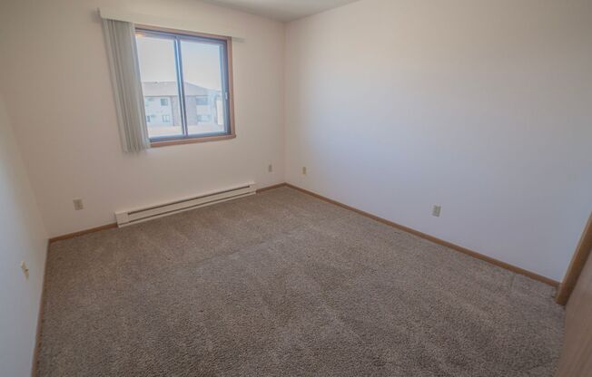 2 beds, 1 bath, 850 sqft, $750, Unit 4404-306