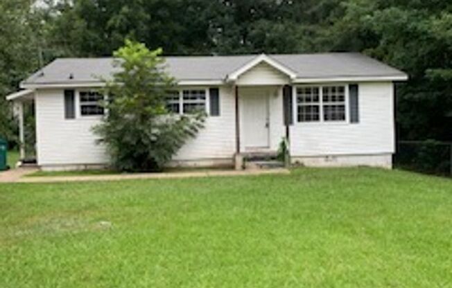 3 beds, 1 bath, $1,300