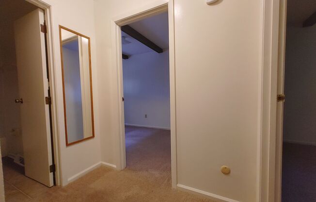 2 beds, 1 bath, $1,200, Unit 1