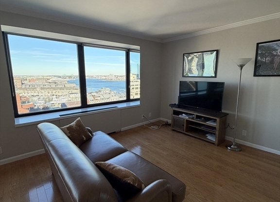 1 bed, 1.5 baths, 1,380 sqft, $6,695, Unit 17B