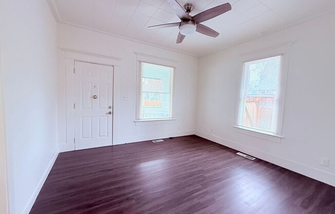 Charming 1910 SE Portland 4BR with Modern Updates & Large Fenced Yard!