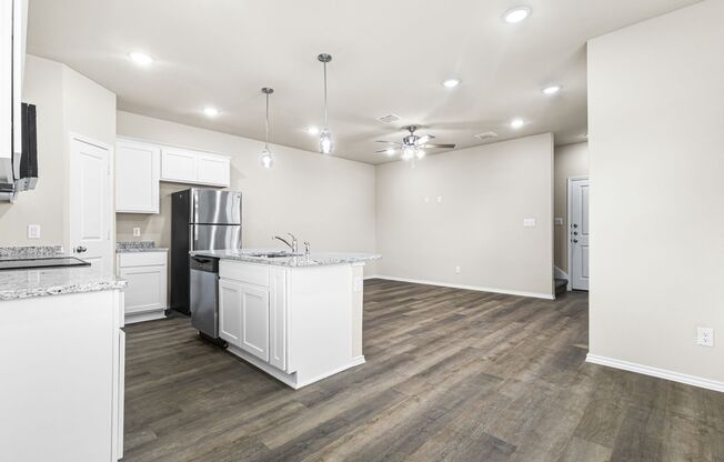 Nature's Edge - The Best Community Near UTSA!