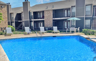Country Club VIllas swimming pool