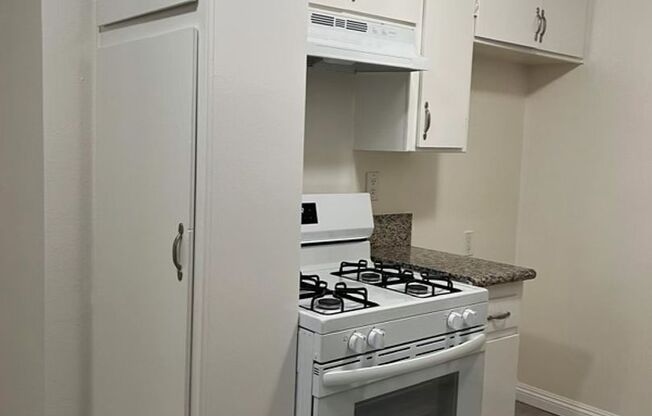 1 bed, 1 bath, 675 sqft, $1,795