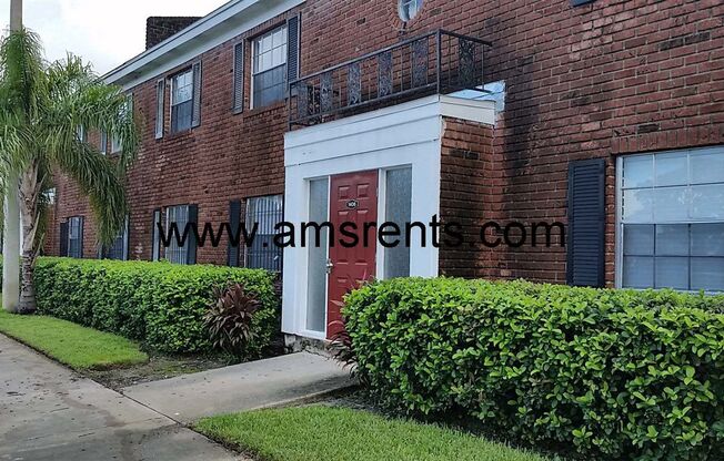 Holden Ave 1406