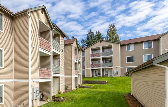 2 beds, 1 bath, 966 sqft, $1,875, Unit B104