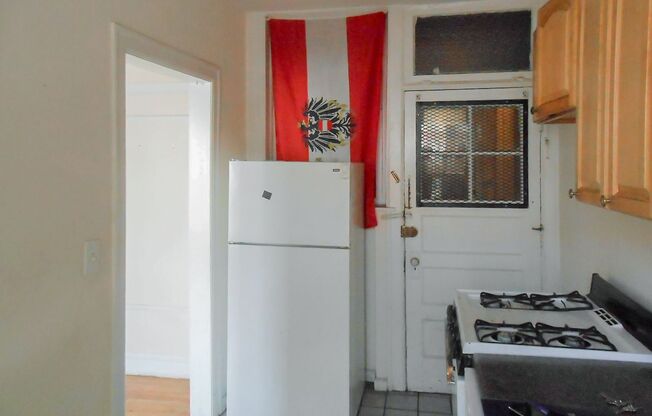 1 bed, 1 bath, 920 sqft, $1,695, Unit 2000-1D