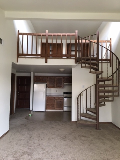 1 bed, 2 baths, 1,078 sqft, $1,179, Unit 1901-096