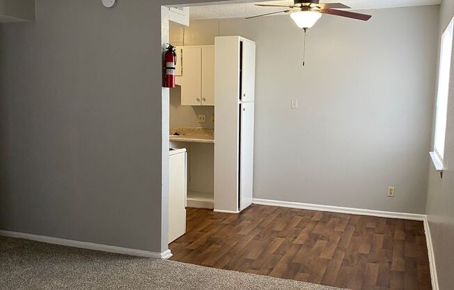 TEXANA APARTMENTS