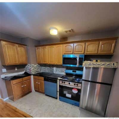 3 beds, 2 baths, 3,145 sqft, $3,300, Unit 2