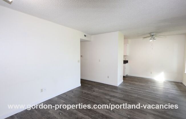 2 beds, 1 bath, $1,495