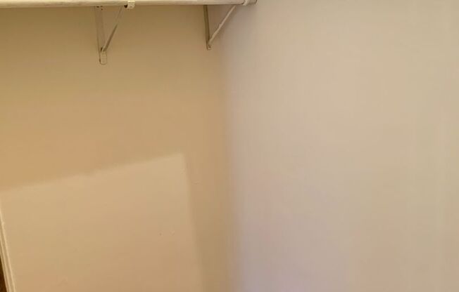 Studio, 1 bath, 300 sqft, $1,275, Unit 530-312