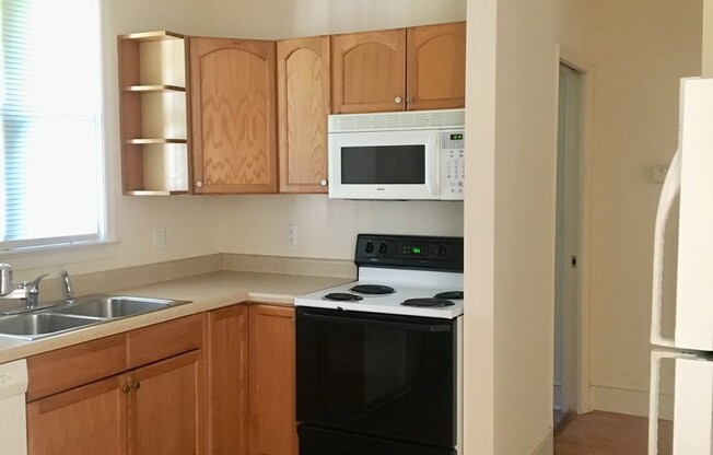 2 beds, 1 bath, $1,450