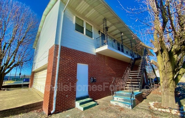 212 N LAFAYETTE AVE