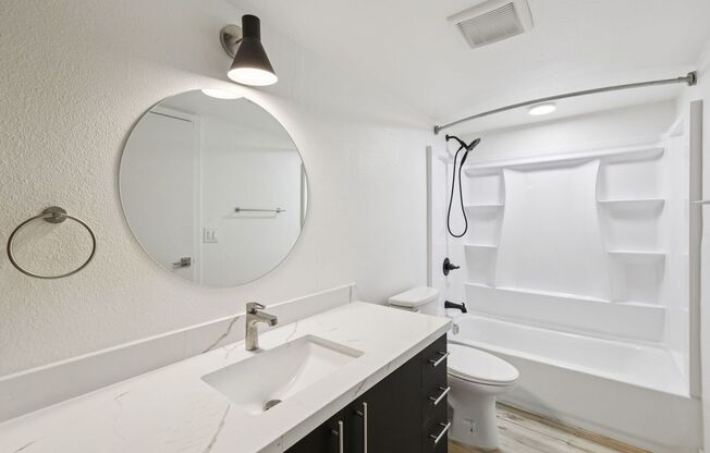 2 beds, 2 baths, 975 sqft, $2,722, Unit 110