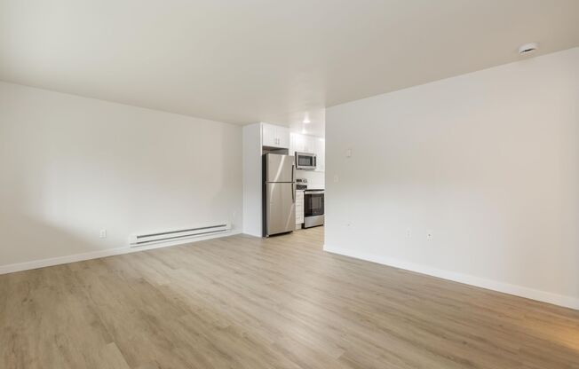 1 bed, 1 bath, 570 sqft, $1,995, Unit 16