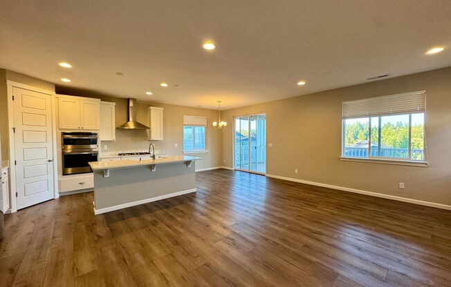 Modern 3bd home in Renton