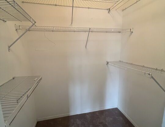 1 bed, 1 bath, 870 sqft, $3,000, Unit 464