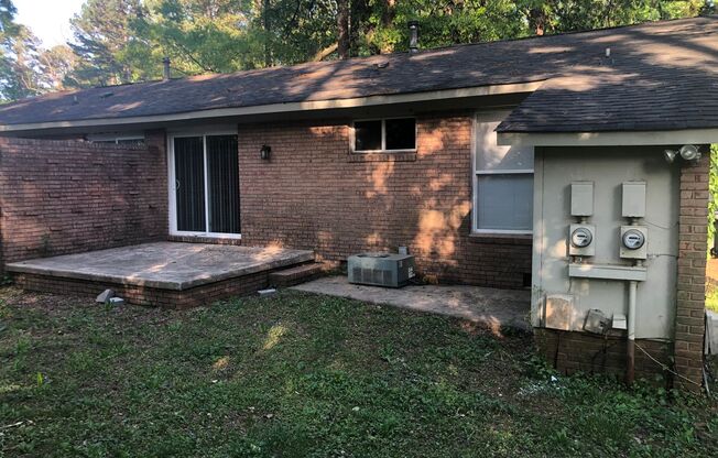 3137-3139 Erskine Duplex