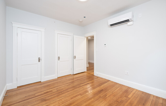 1 bed, 1 bath, 535 sqft, $3,050, Unit 03