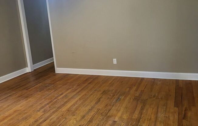 3 Bedroom, 2 bath house