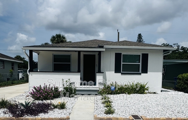 811 21 ST S