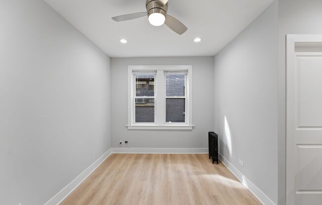 Studio, 1 bath, 205 sqft, $1,425, Unit 105