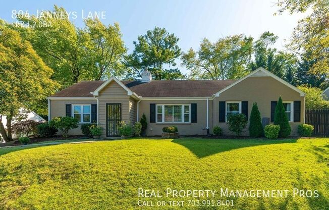 804 JANNEYS LN