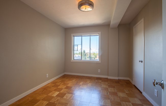 1 bed, 1 bath, 550 sqft, $1,600, Unit 506