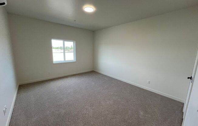 1 bed, 1 bath, 800 sqft, $1,675, Unit 302