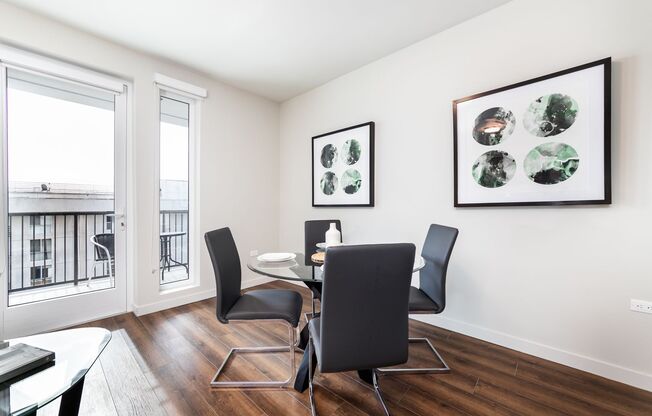 1 bed, 1 bath, 772 sqft, $3,025, Unit 206