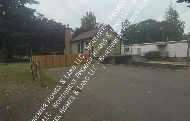 2690 ERLANDS PT RD NW