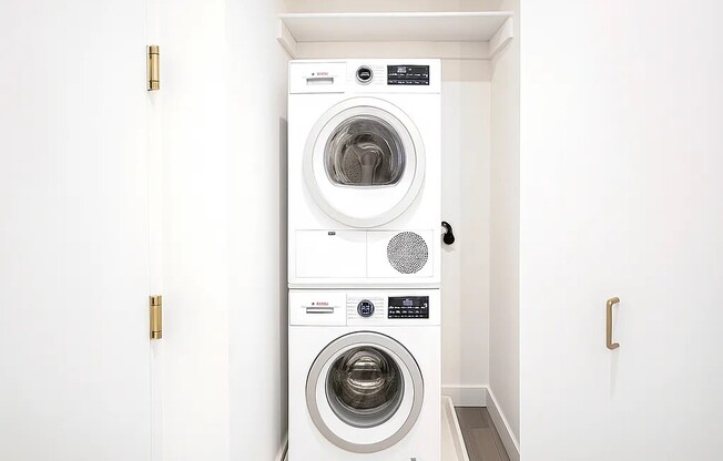 Studio, 1 bath, $3,764, Unit 2605