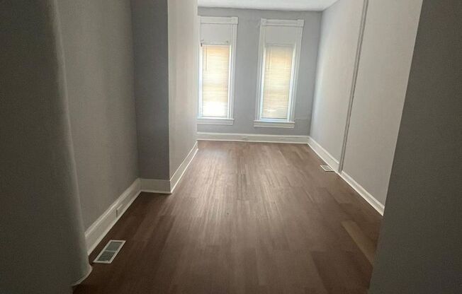 Four Bedroom One Bathroom Unit Recently Renovated