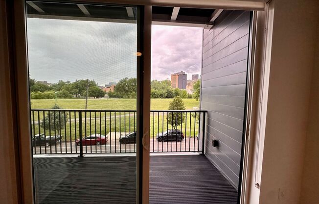 1 bed, 1 bath, 560 sqft, $1,675, Unit 310