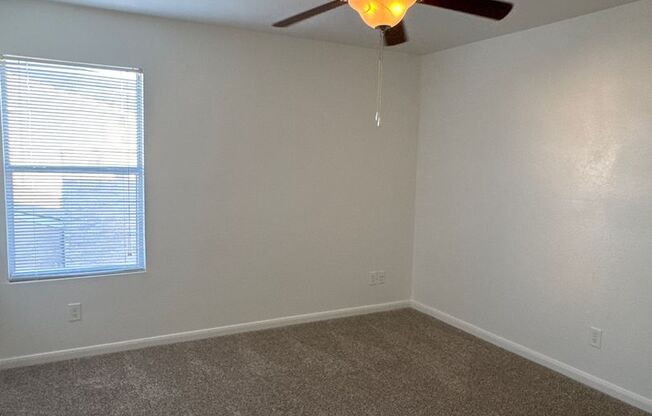 2 beds, 2 baths, 1,003 sqft, $1,120, Unit 3004