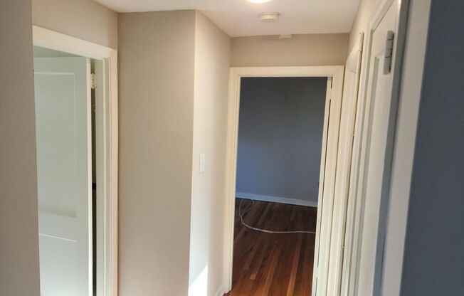 2 beds, 1 bath, 897 sqft, $2,335, Unit G-14