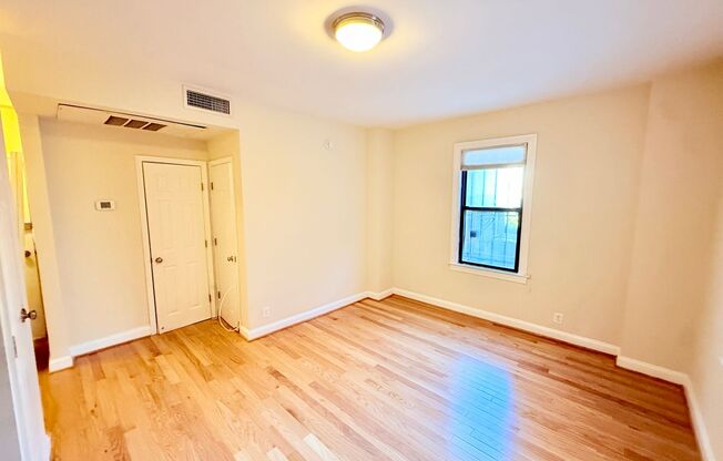 Studio, 1 bath, 337 sqft, $1,895, Unit H107